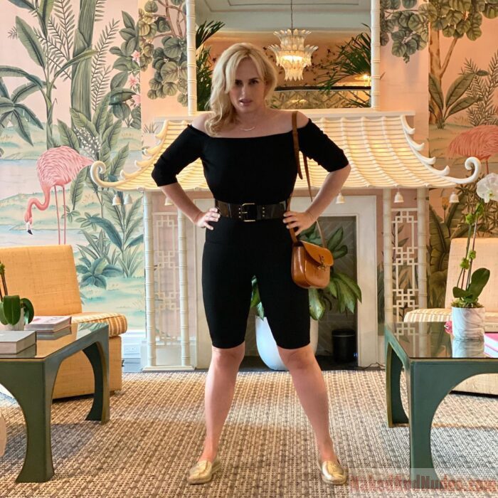 slender Rebel Wilson