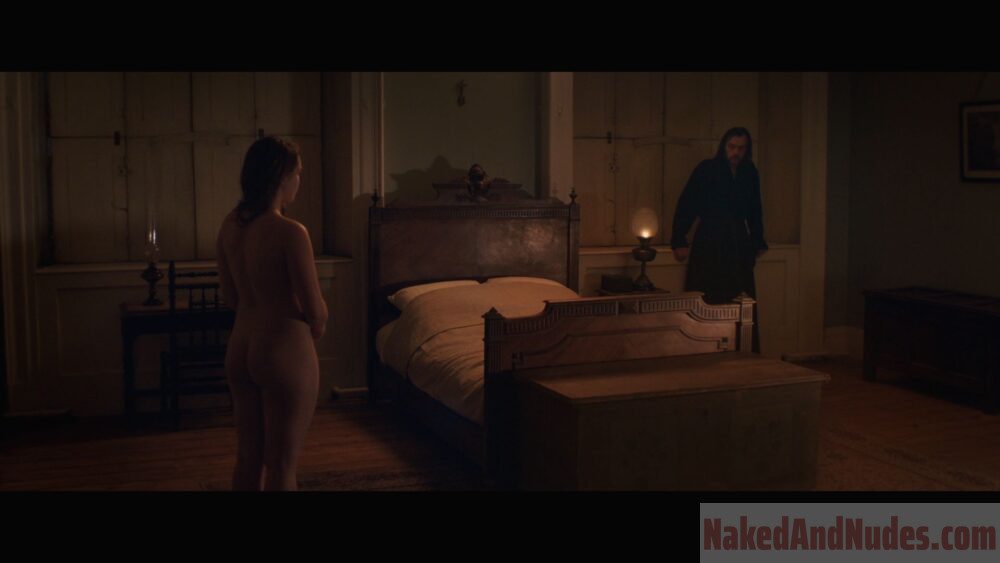 naked Florence Pugh