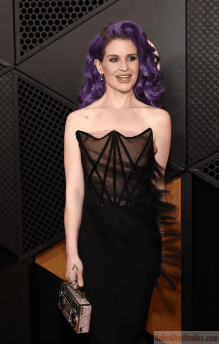 sexy Kelly Osbourne